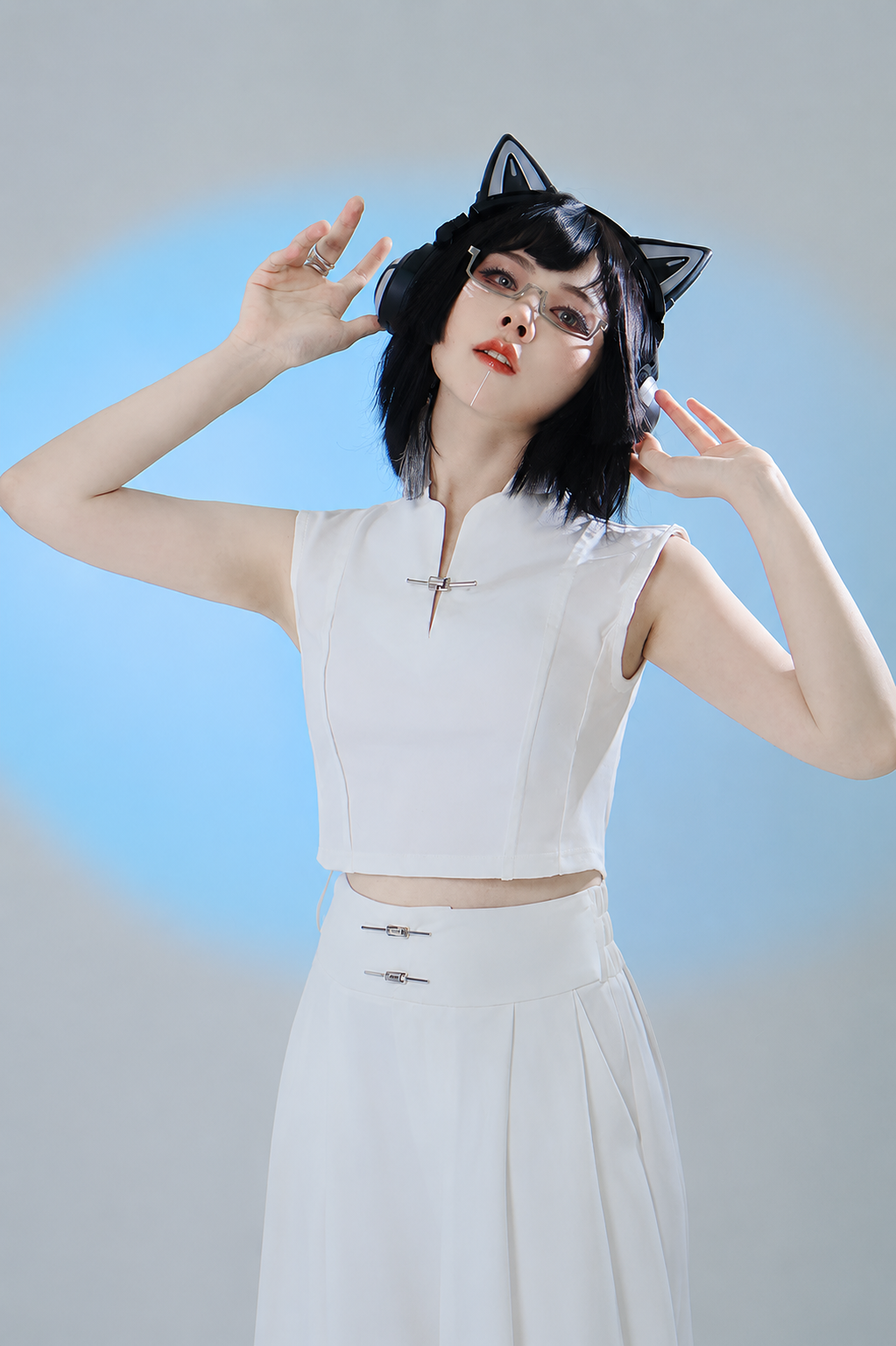 [Pre-Order] Black/White Cyber Chinese Crop Top