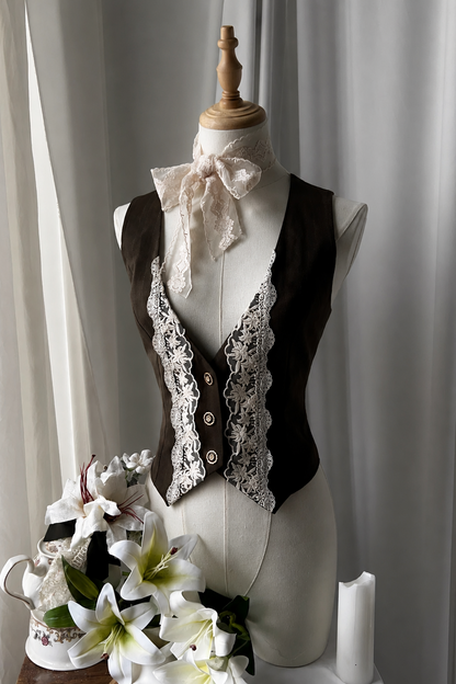 [Pre-order Deadline: May 11] Elegant Lily Embroidered Vest