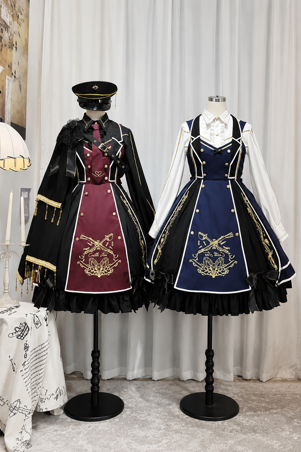 【6月28日予約締切】レッドブラック/ブルーブラックダークロリータゴールドエンブロイダリーテーラーカラーJKSドレス＋ネクタイ＋ウエストバッグ付きベルト