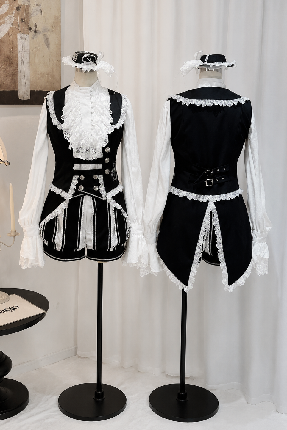 【7月18日予約締切】ブラック×ホワイトプリンスロリータレーストリムテールベスト＋ゴシックストライプショートパンツ