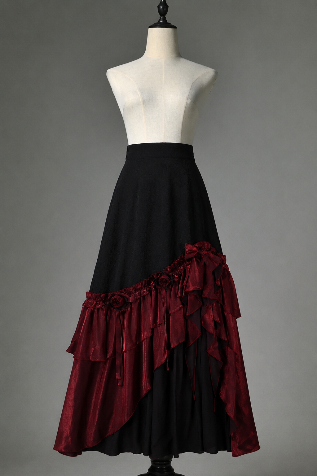 [Pre-order] Red and Black Dark Gothic Lolita Ruffle Slit Long Skirt + Pull-Up Overskirt