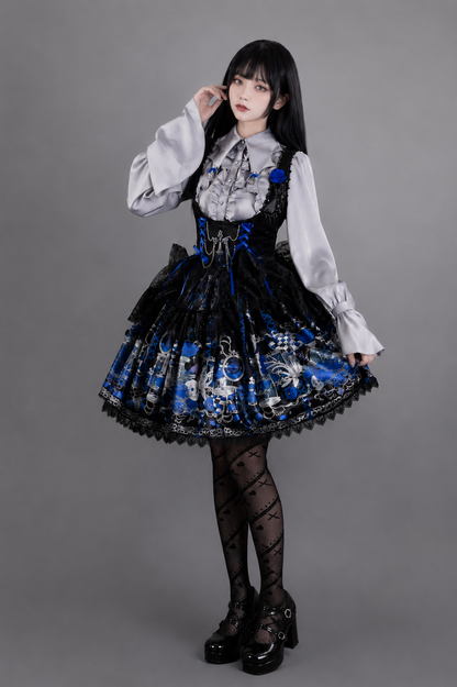 [Reservierungsschluss am 26. Juni] Blau/Schwarz/Grau/Grün/Lila/Weiß Gothic-Lolita-Hemd mit Fledermausflügel-Kragen und eleganten Rüschen-Flare-Ärmeln