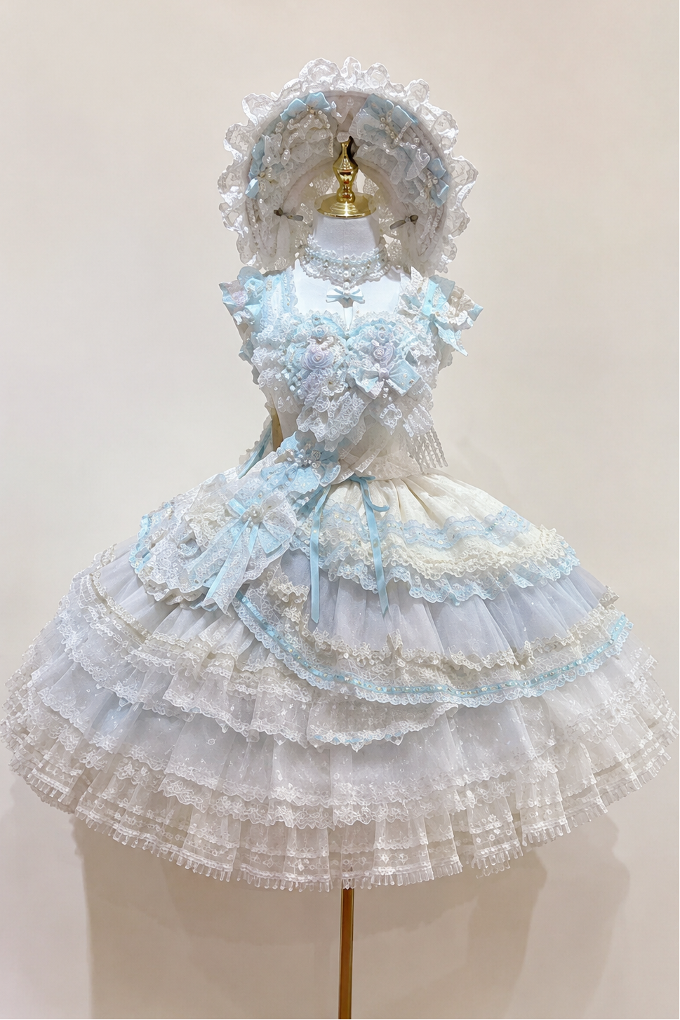 [Reservierungsschluss 1. August] Blau-weißes Sweet-Lolita-Stufenkleid-Set mit Blumenmuster
