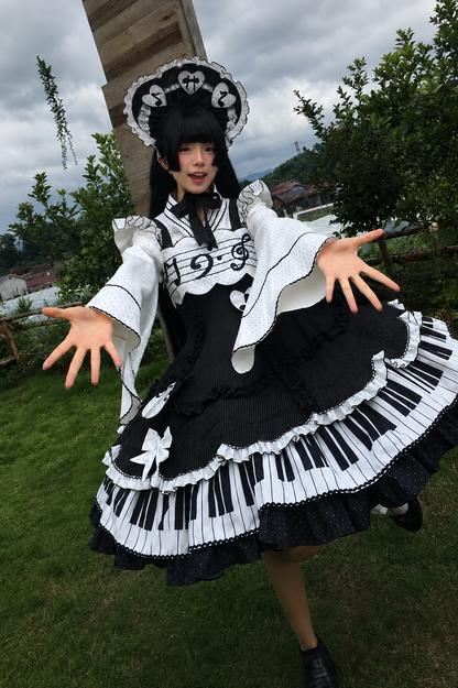 [Reservierungsschluss 15. August] Klassisches Piano-Lolita-JSK mit Rüschenträgern, Notenschleifen-Schürzenkleid-Set + Komplettset