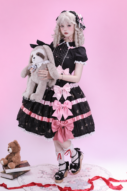[Reservierungsschluss am 105] Sweet-Lolita-Hemd mit Peter-Pan-Kragen, Polka-Dots und Taillenband + Rock mit dreifacher Schleife + Set