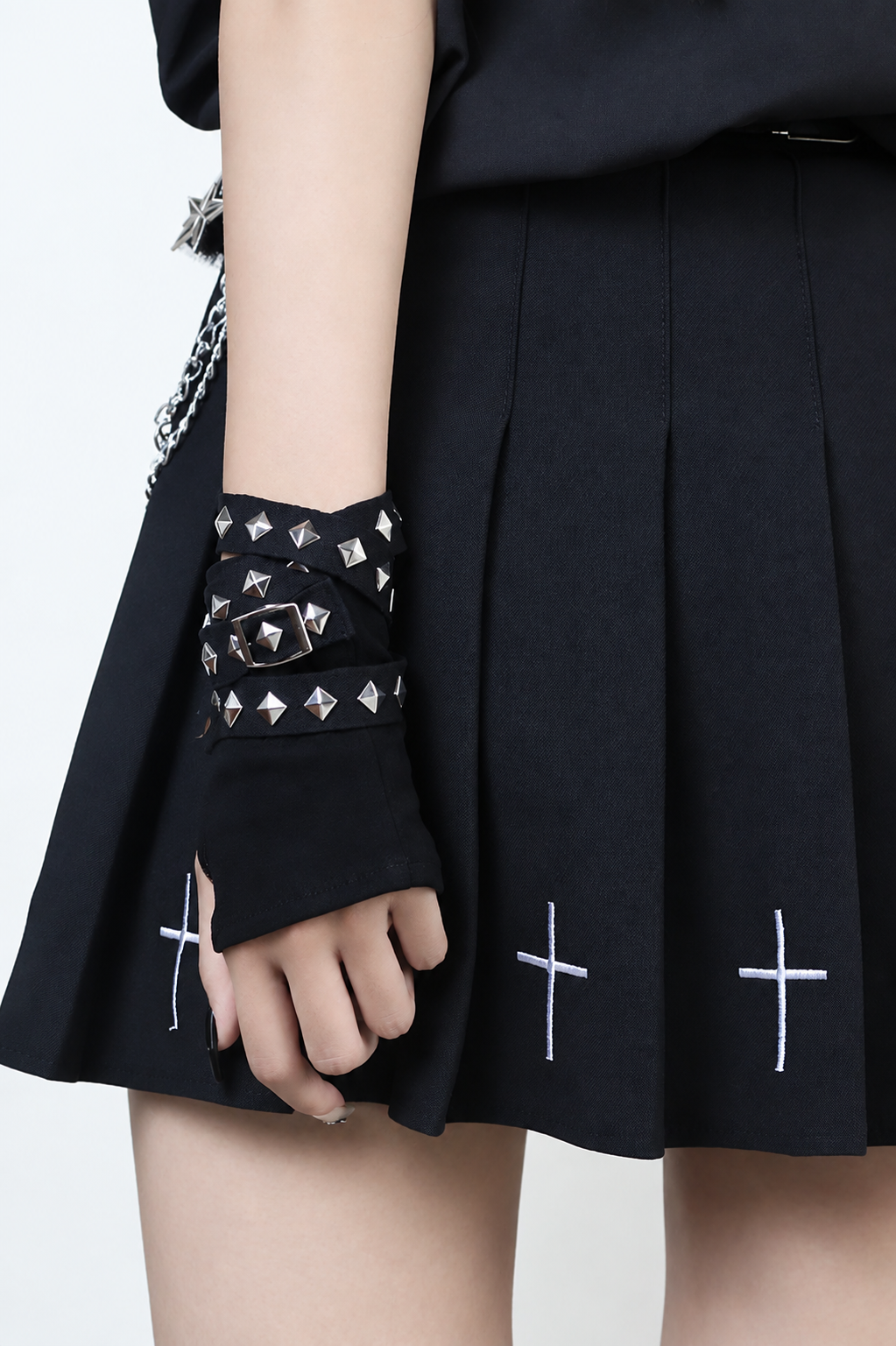 Punk Studded Half-Finger Arm Warmers