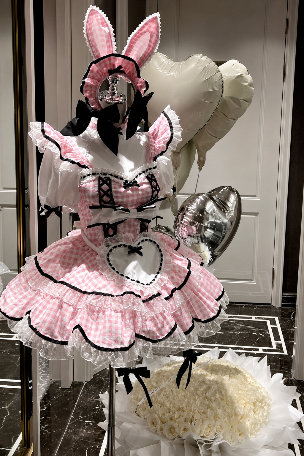 うさみみピンクギンガムメイドドレス