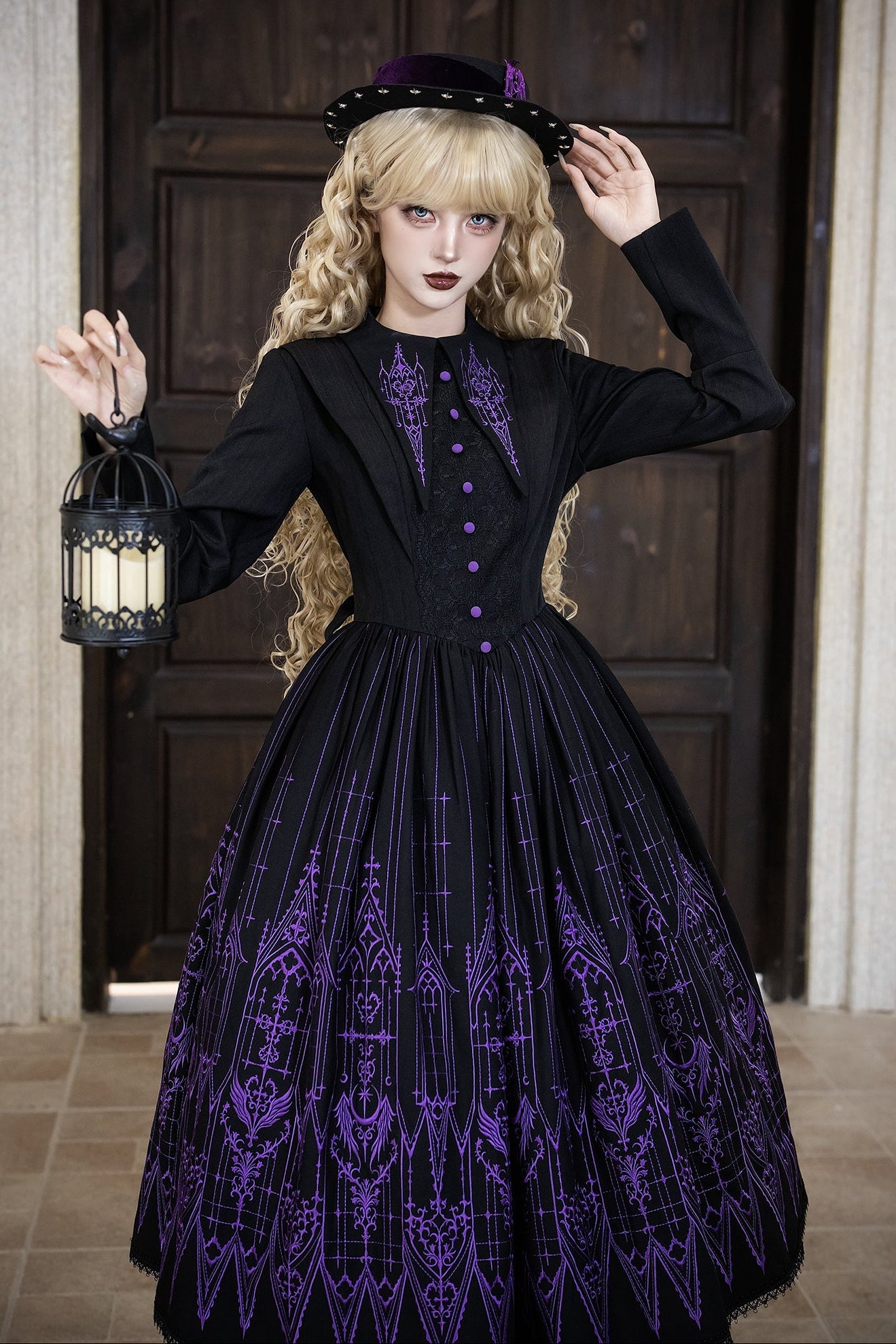 【12月27日予約締切】チャーチエンブロイダリーエレガントポインテッドカラーゴシックドレス