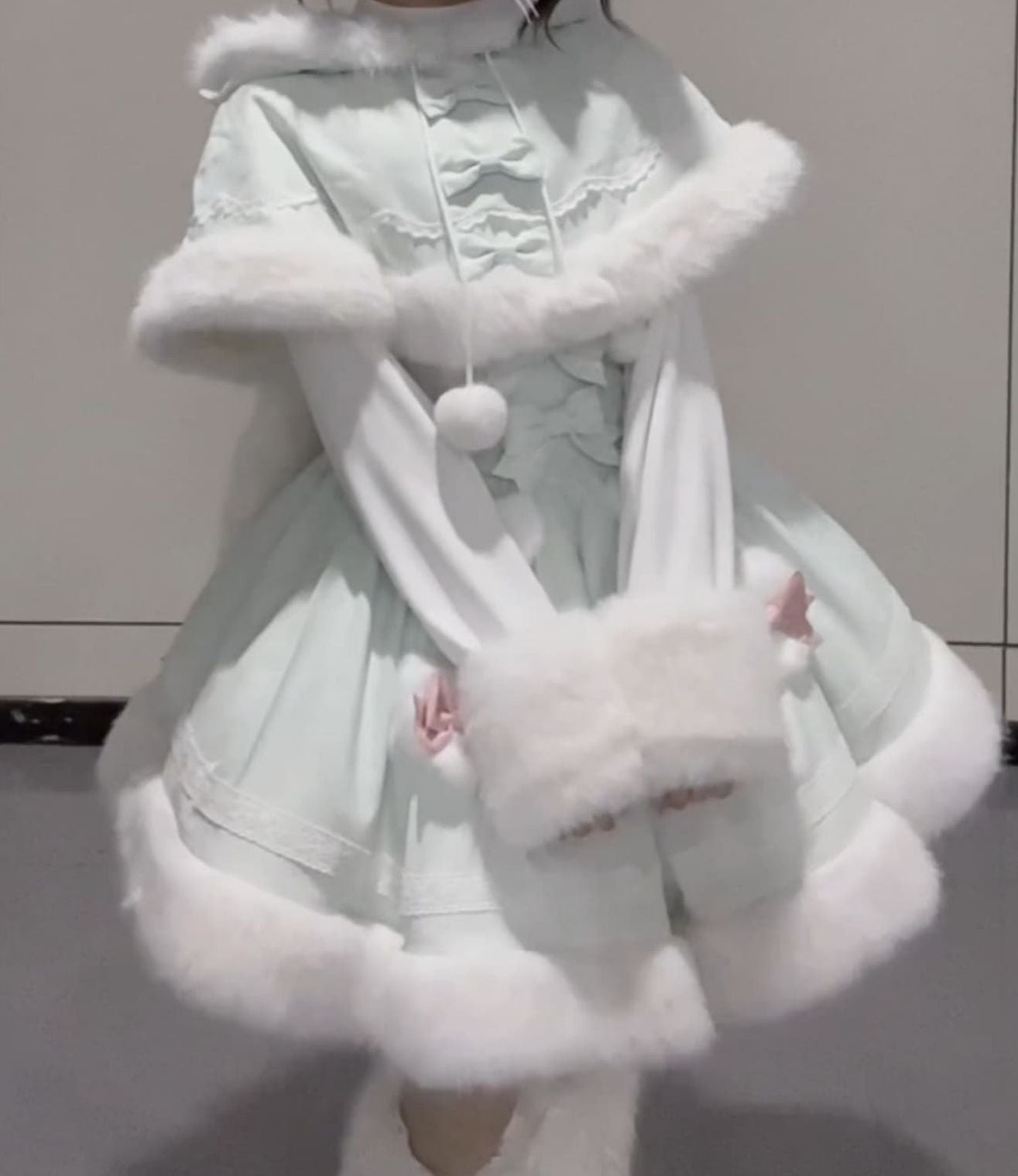 【12月19日予約締切】Sweet Dream Rabbitミントグリーンうさ耳フーディーファーケープ＋OPドレス＋サスペンダードレス＋インナートップス