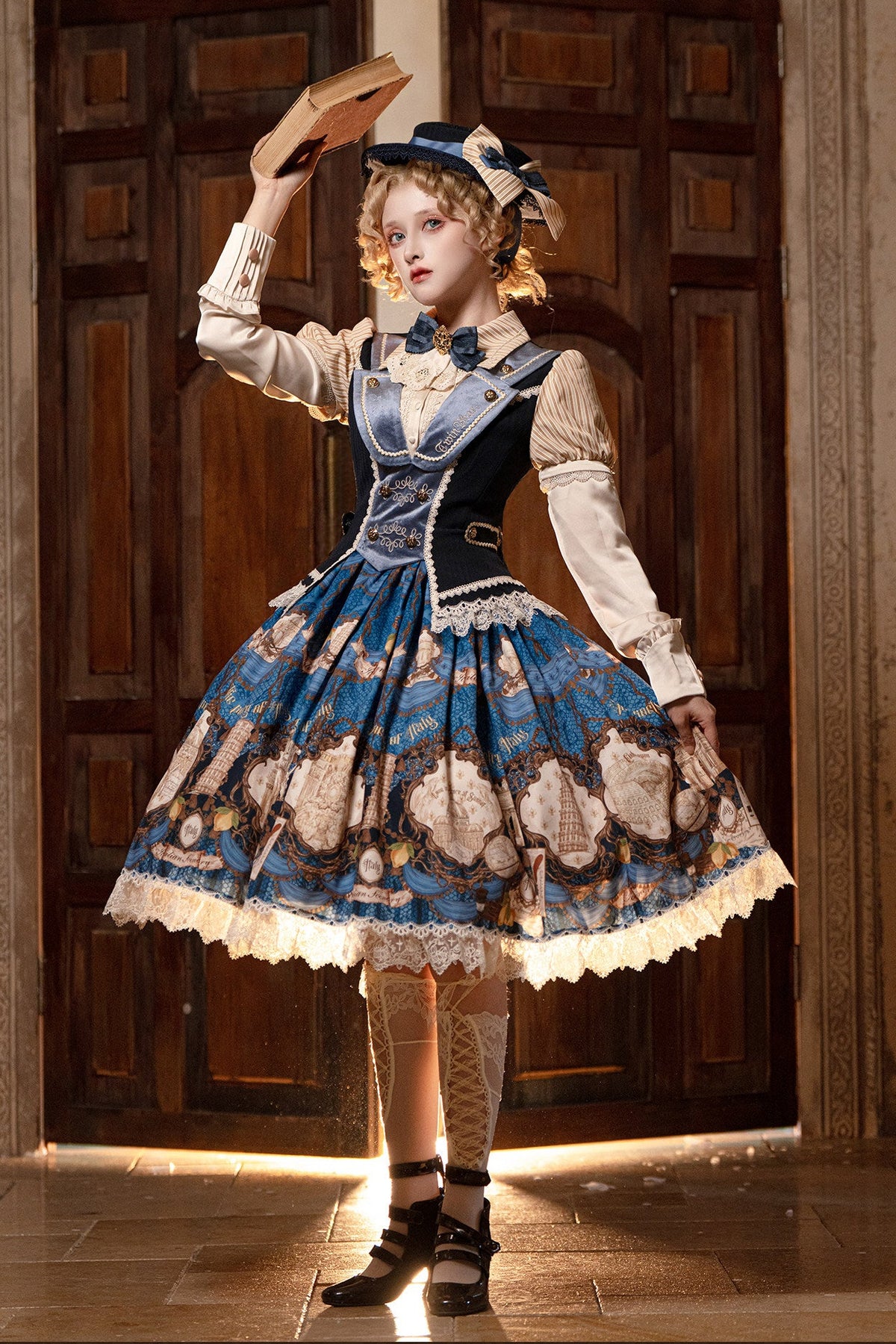 [Reservation Deadline: November 6] Navy Blue/Brown Classic Italian Travel Diary Lolita Stripe Puff Sleeve Bow Lace Vintage Print One-Piece Dress