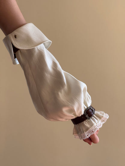 【12月28日予約締切】クラシカルファンタジーレースレザーバックルアームスリーブ