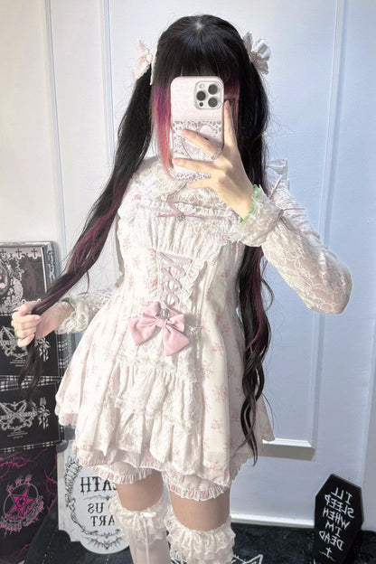 【10月28日予約締切】Pink/White/Black/White 4-Piece Set: Floral Tiered Lace Long-Sleeve Dress + Shorts + Pair of Ribbon Hair Clips + Bow Tie