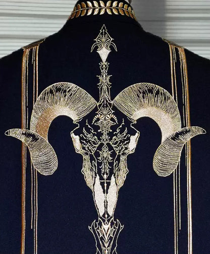 [Reservierungsschluss 13. September] Schwarz-goldener Gothic-Prinzen-Cape-Mantel mit königlicher Stickerei – 2 Stoffoptionen