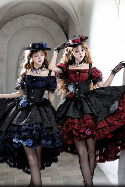 Mini-robe gothique élégante à roses