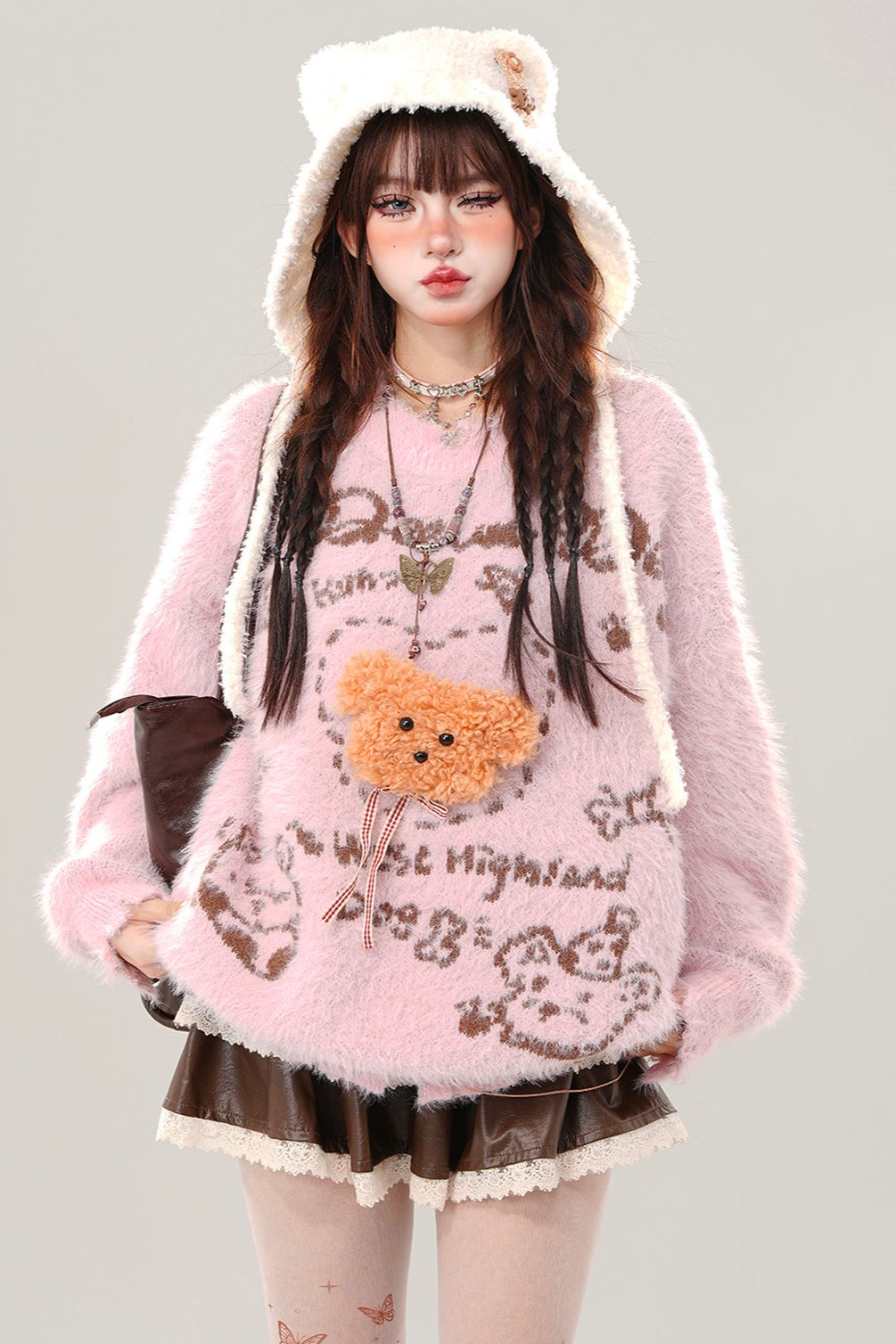 Cream Bear Luce Sea Horse Sweater