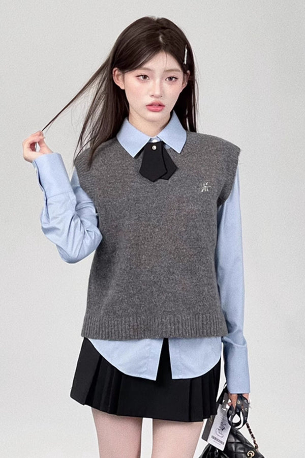 グレーニットカーディガンベストセット＋ブルーシャツ