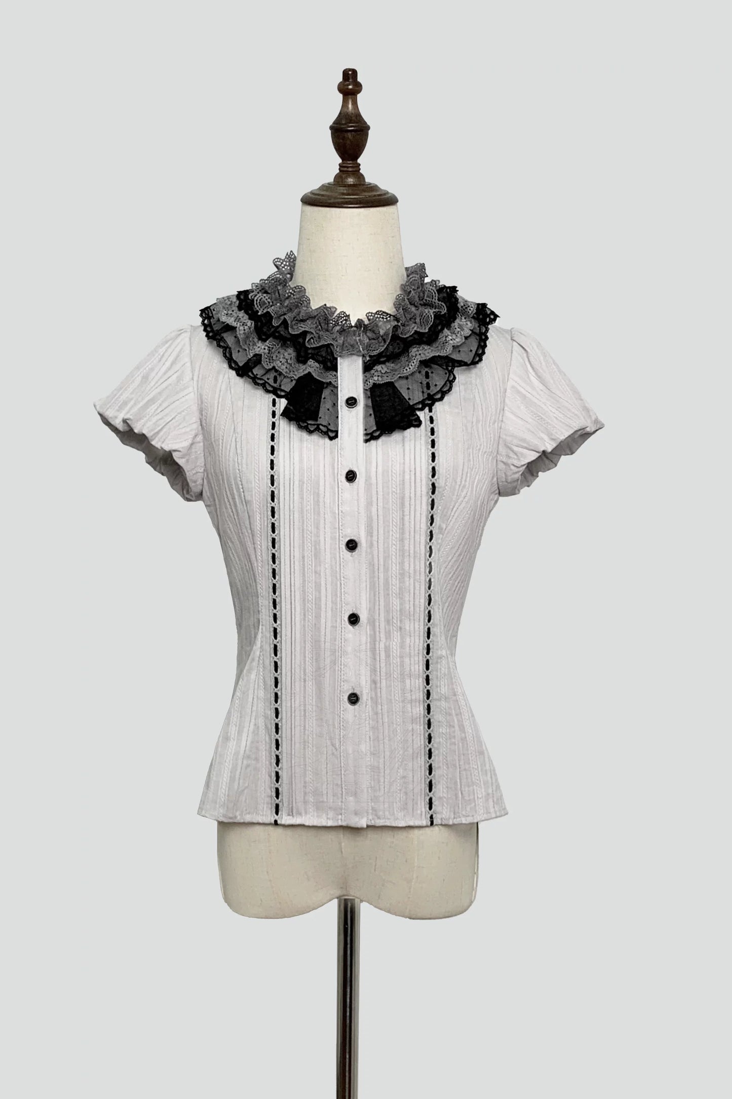 [Pre-order Deadline: May 19] Gray-Black Classic Lolita Top, JSK One-Piece & Bow Tie 3-Piece Ensemble