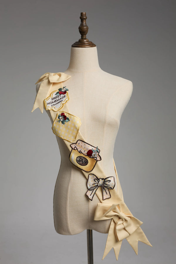 [Vorbestellung bis 14. März] Castle-Strawberry-Süß-Lolita-Hosenträgerrock + Oberteil + Unterhemd + Stirnband + Band