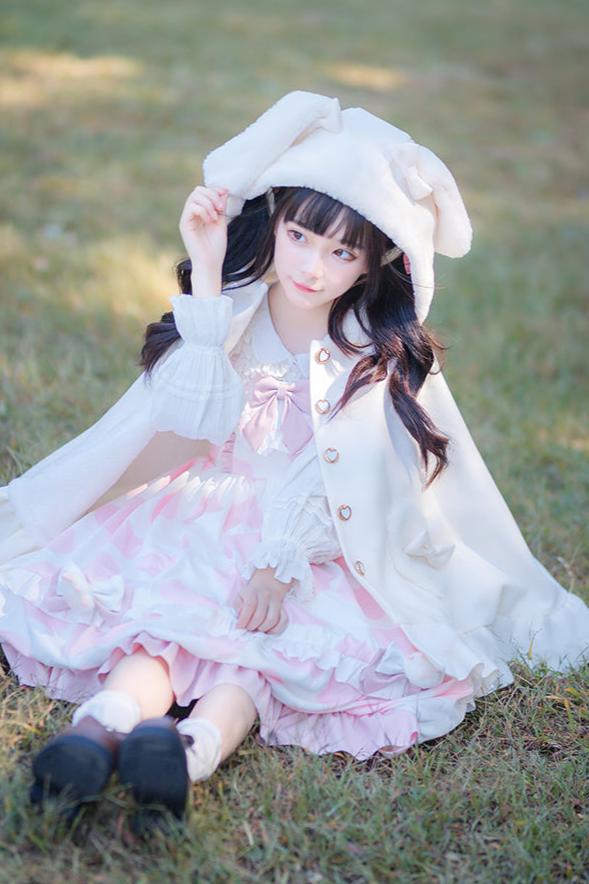 [Reservation product] Rabbit Ears Fur Hoodie Plus Velvet White Lolita Cloak