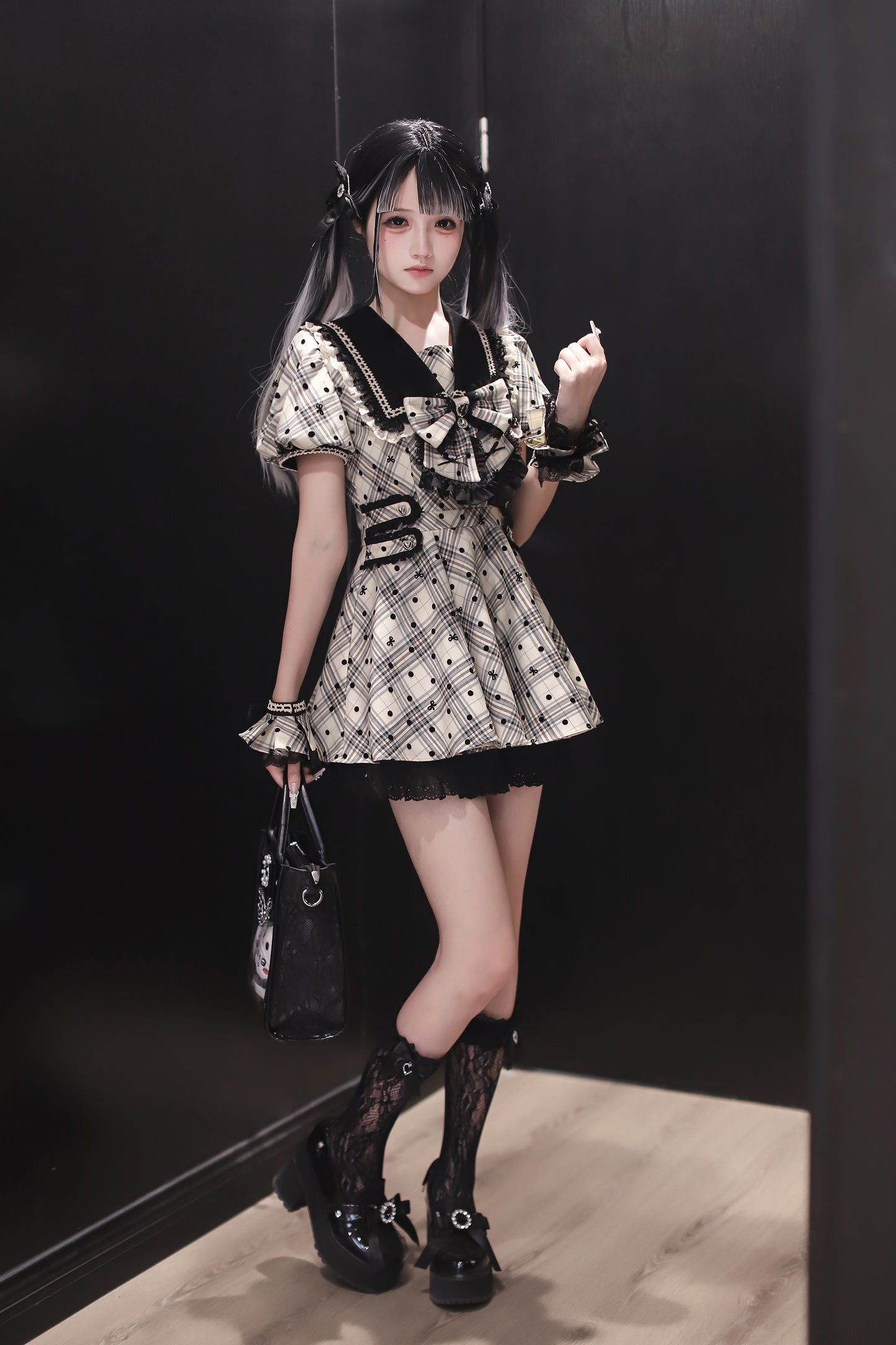 [Reservation deadline August 1] Dot lace sailor dress setup + accessories