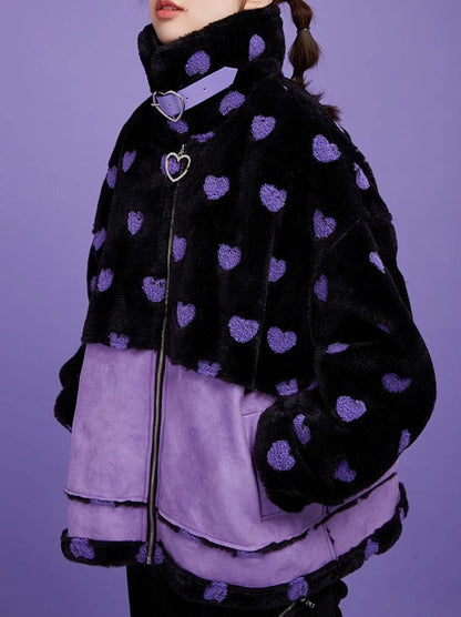 Manteau de fourrure à col roulé noir et violet