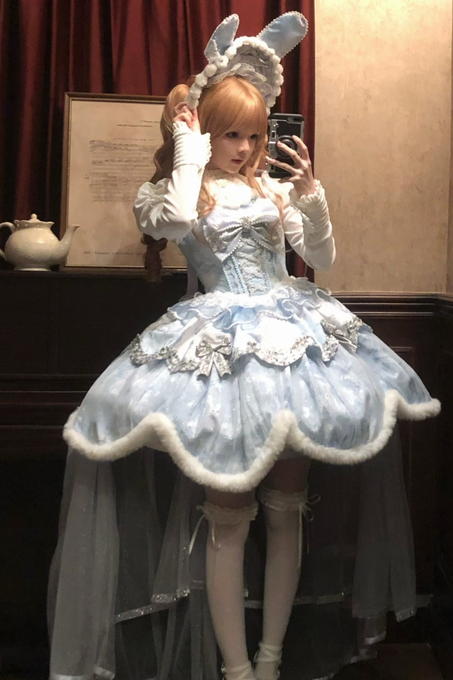 [Deadline for reservations: December 10] Snow Rabbit Ball Blue and Silver Halter Neck Fur Dress Complete Set