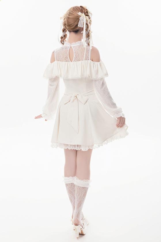 [Reservation product] Race frills off -shoulder dress