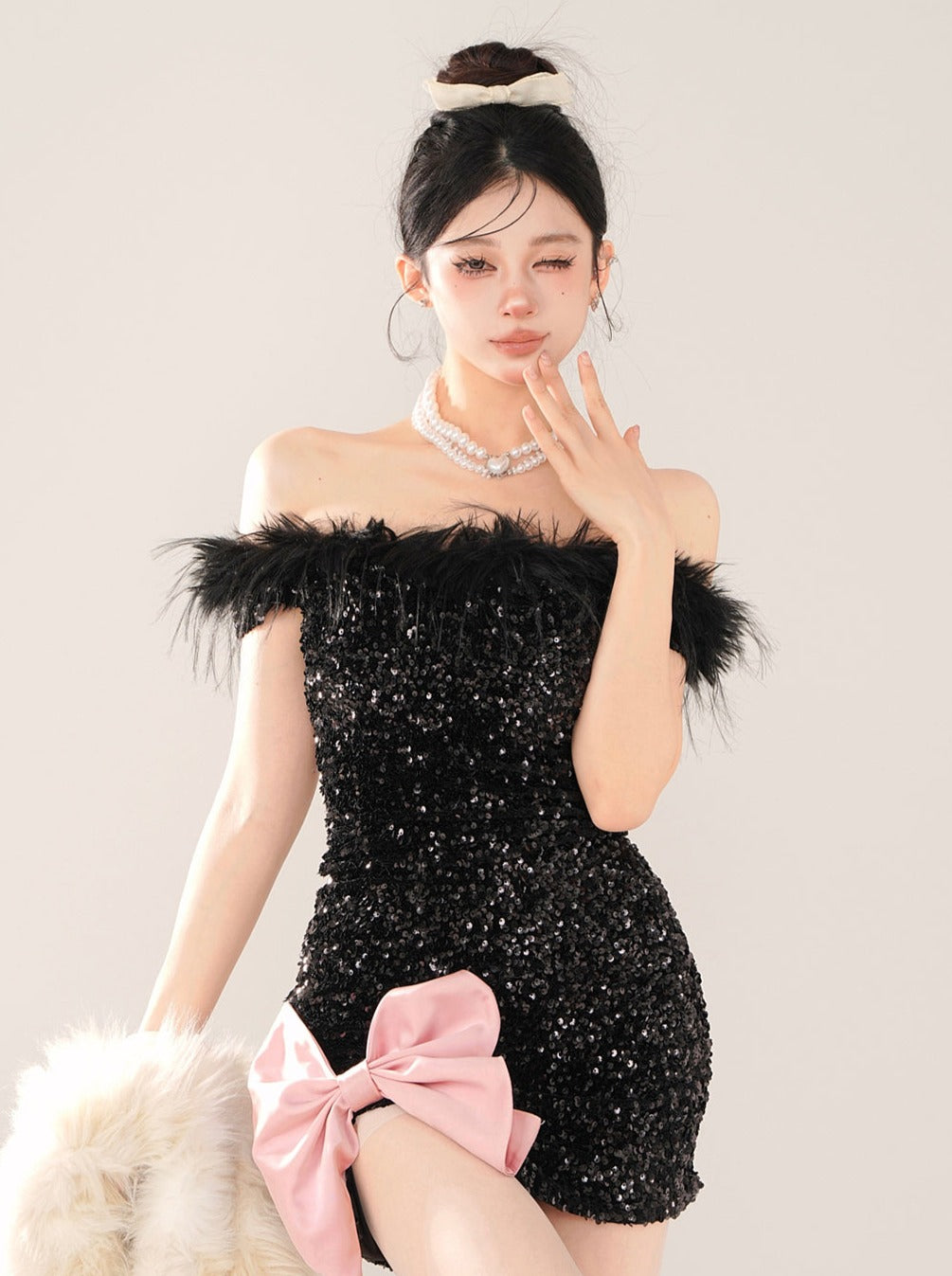 Sequined Lame Fur Off-Shoulder Slit Big Bow Dress [Reservation Item