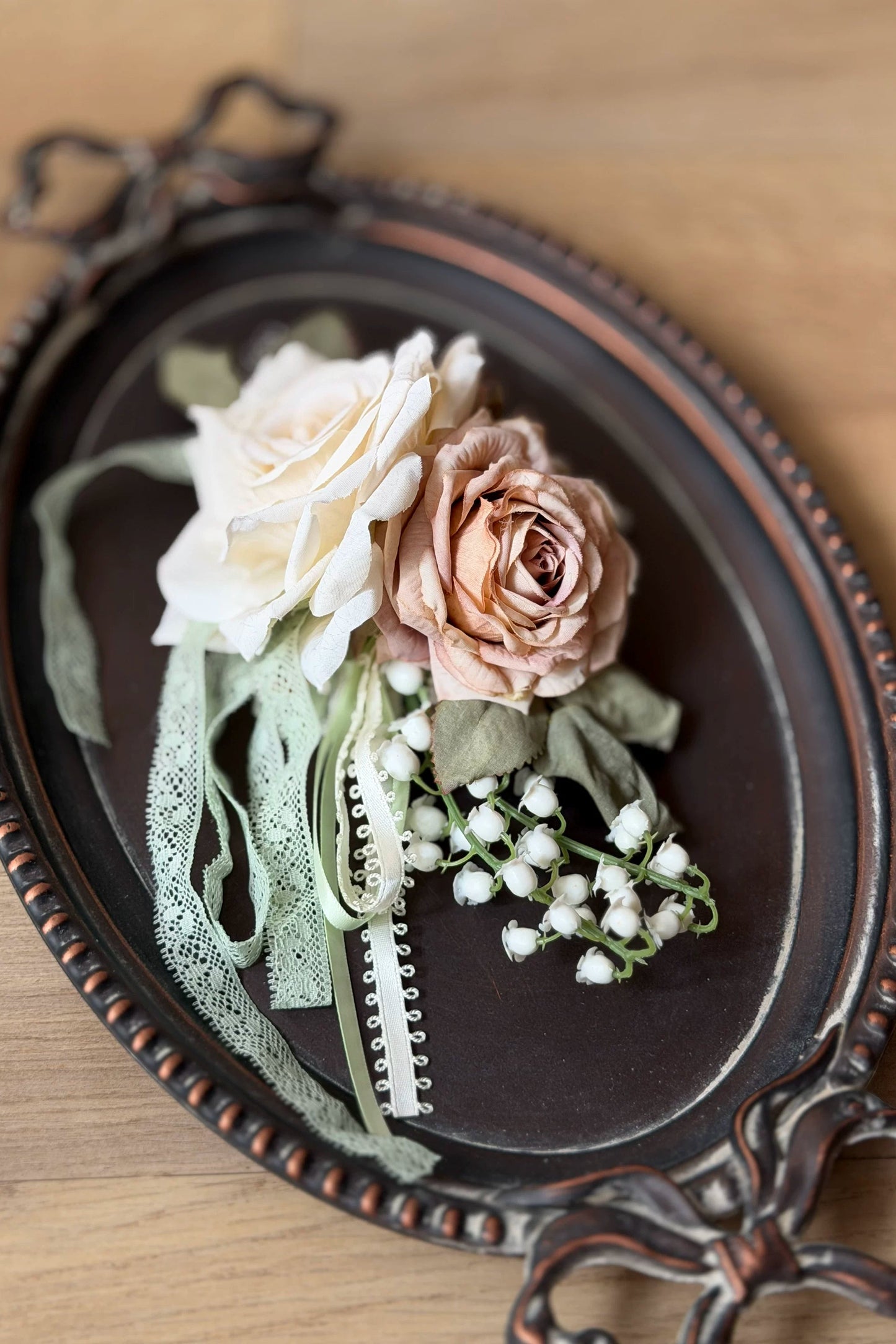 [Pre-order Deadline: July 31] Romantic Sweet Lolita Series Accessories (Flower-Embroidered Waist Ribbon, Corsage with Parfum Emblem, Hair Clip) [Exclusive Sale for Dress Purchasers]