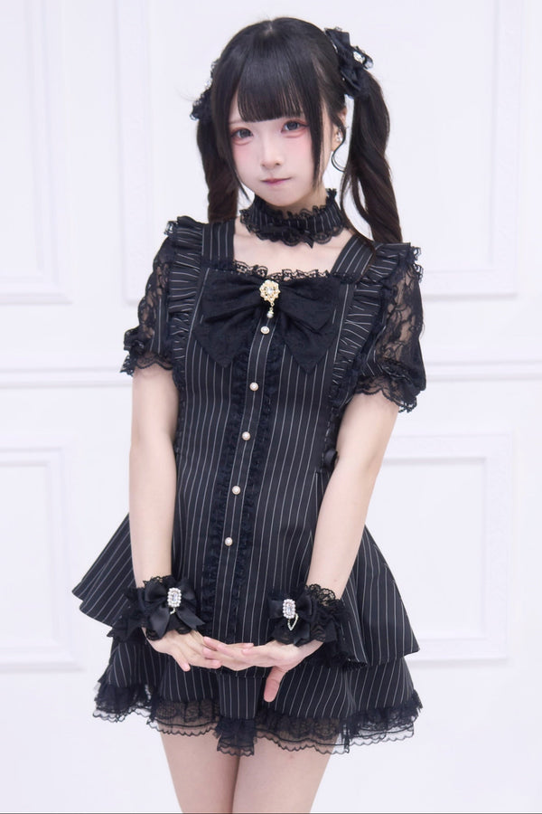 Mine striped lace puff sleeve top + short skirt