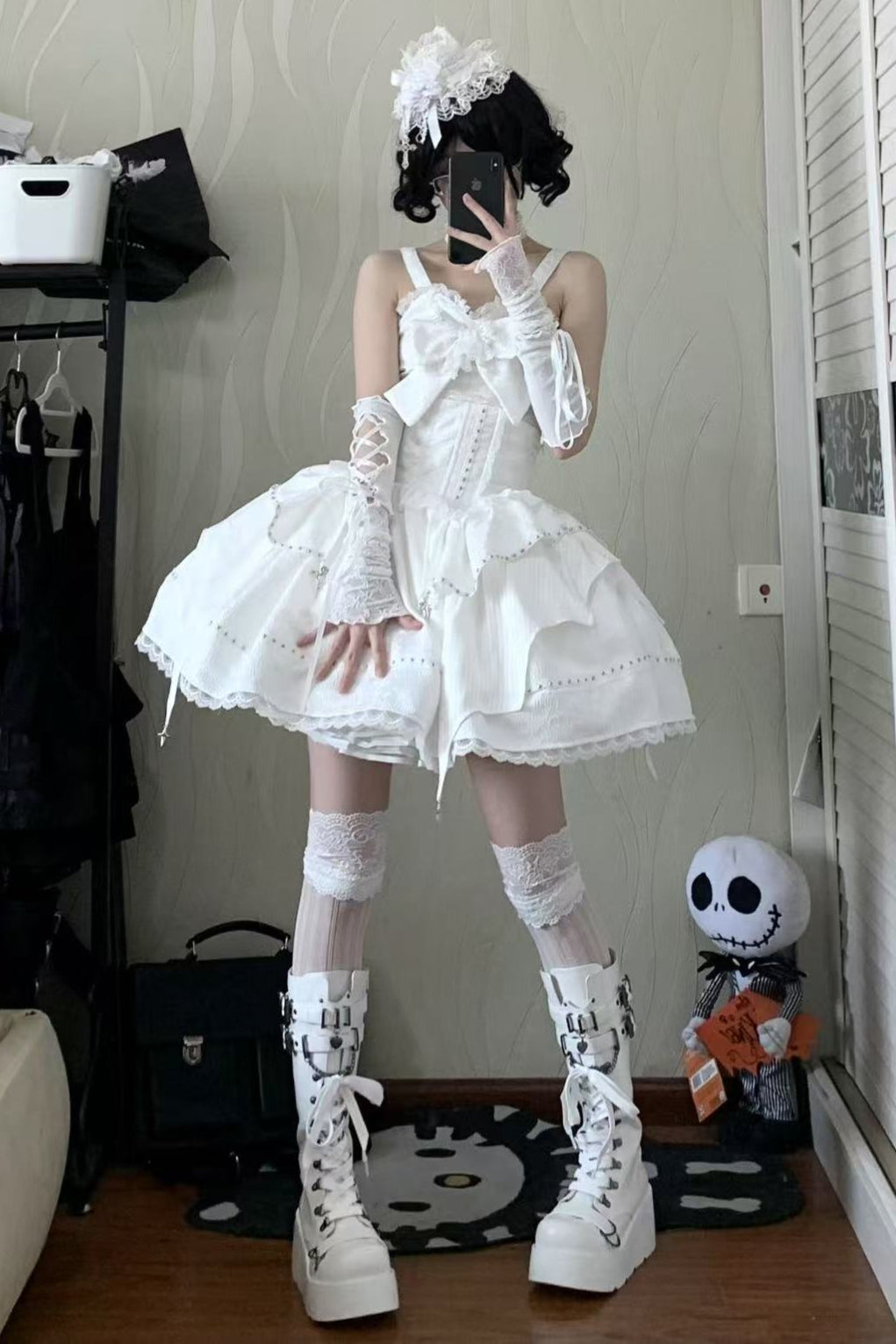 ホワイトゴシックスリムチューブトップスカートセットアップ