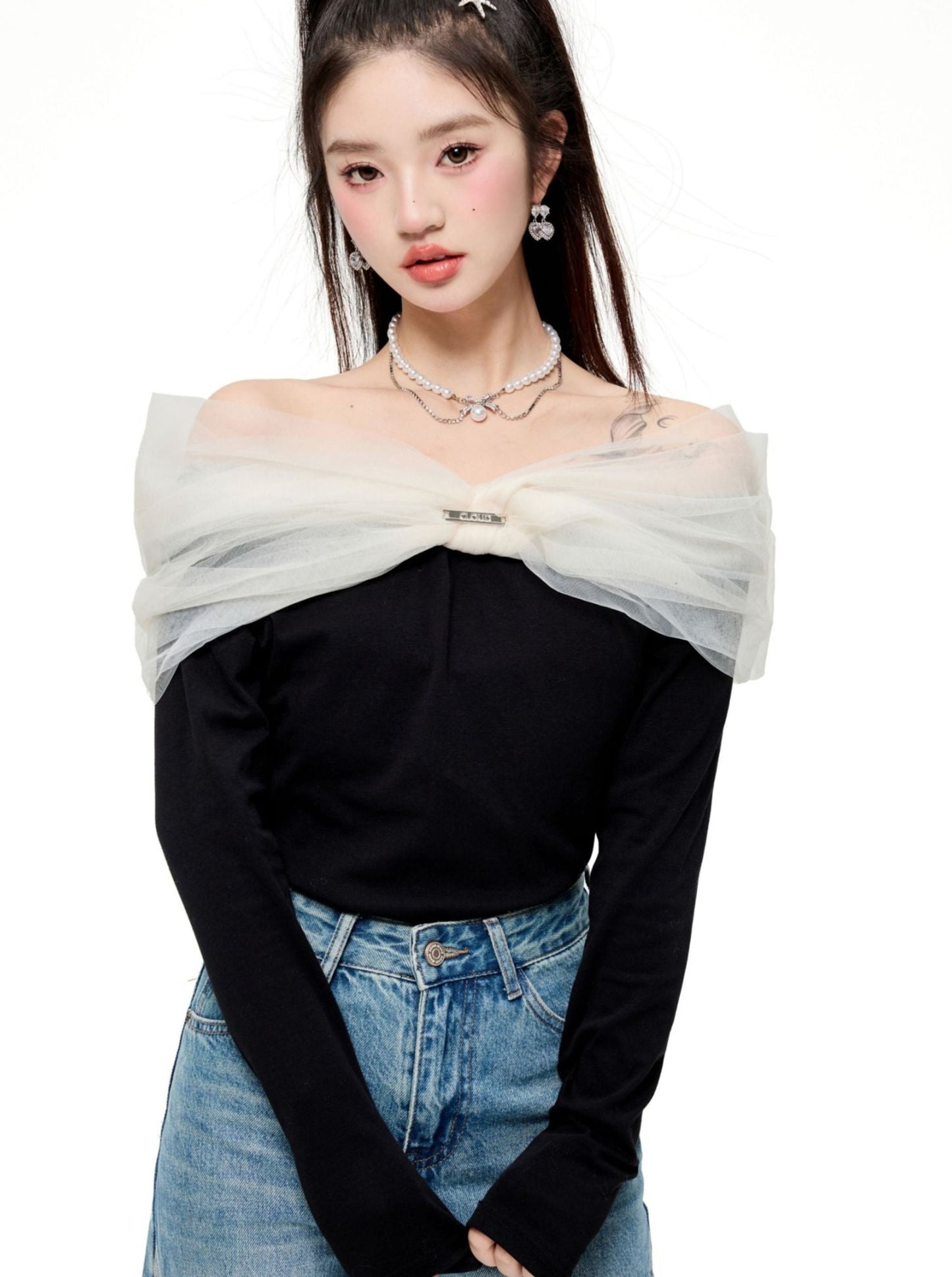 Voluminous Sheer Slim Off-Shoulder Tops