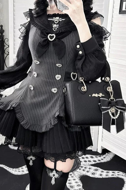 [Pre-order Deadline: October 18] Petal Edge Pearl Chain Bow Square Handbag Crossbody Bag