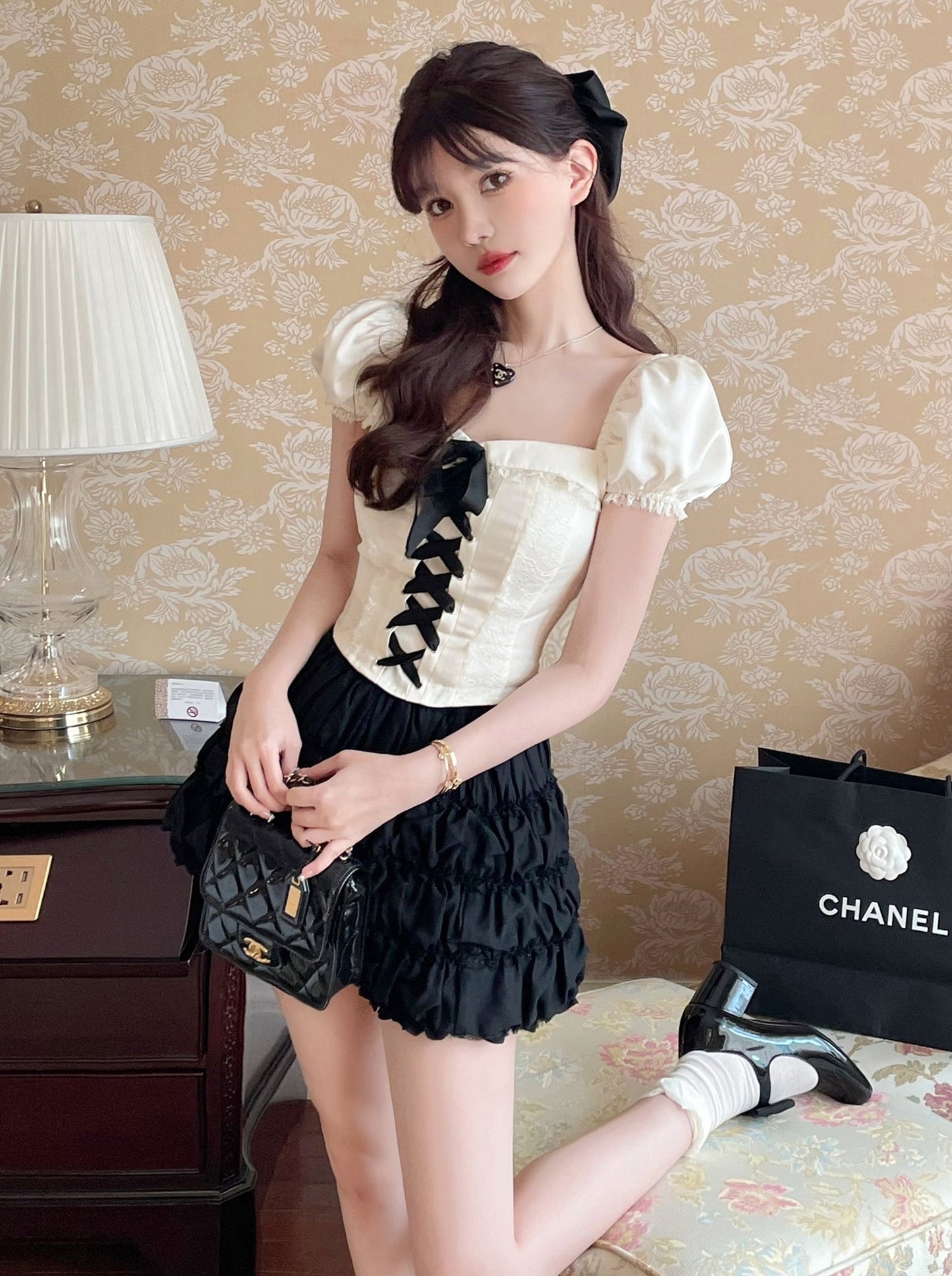 Classical Girly Open Neck Lace-Up Top