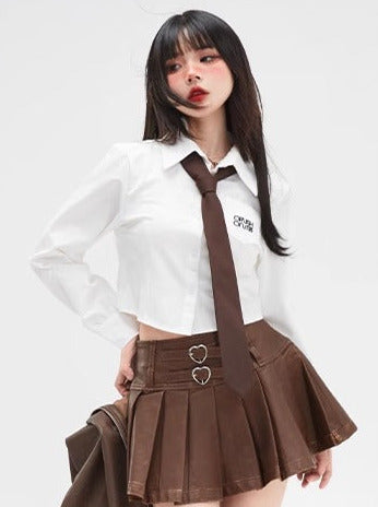 カレッジスタイルレターエンブロイダリーホワイトシャツ