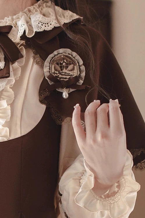 フレンチブラウンヴィンテージロリータドレス+ケープ+ベレー帽+バッジ