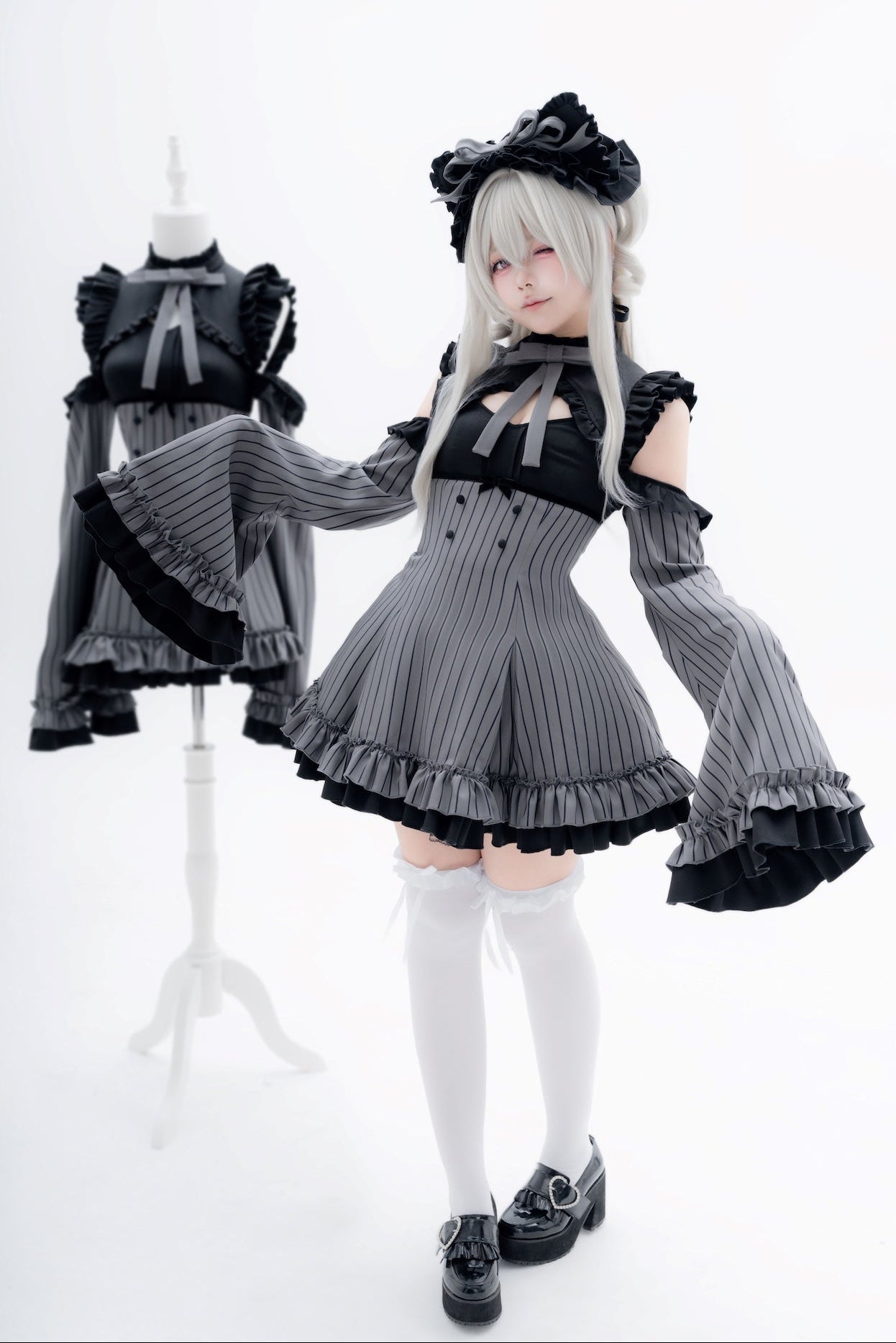 [Pre-order Deadline: October 1] Black x Gray Striped High-Low Cutout Cold-Shoulder Flare-Sleeve Frill Ribbon Dress