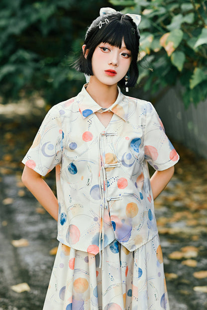 Chemise à revers imprimée rétro pop + jupe fraîche