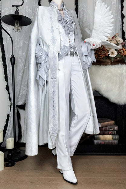[Reservierungsschluss 13. September] Silber-weißer Gothic-Prinzen-Cape-Mantel mit royaler Stickerei
