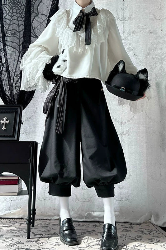 [Scadenza prenotazione 28 settembre] Camicia Prince Lolita bianca con pizzo e volant + pantaloni lunghi a palloncino (con papillon a righe nere + accessorio nastro in vita)