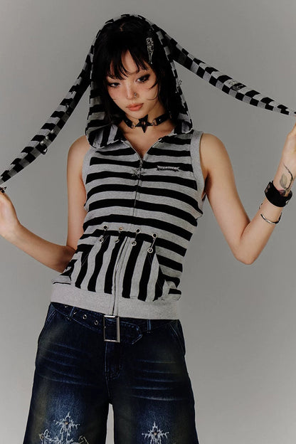 レトロストライプドラビットイヤートップス