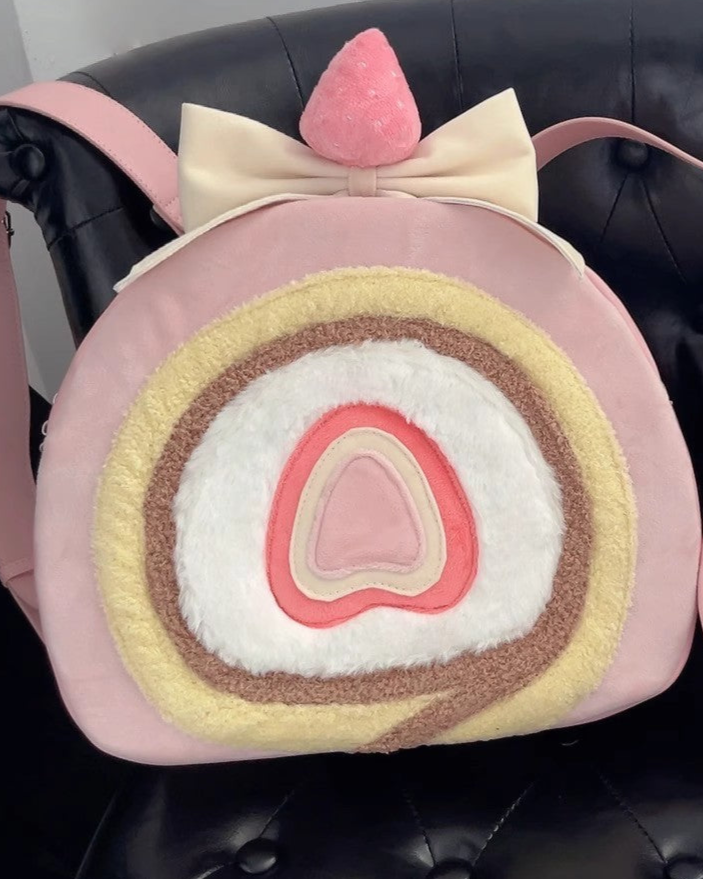 ストロベリーケーキロールバッグ ゴラムバザールバッグ