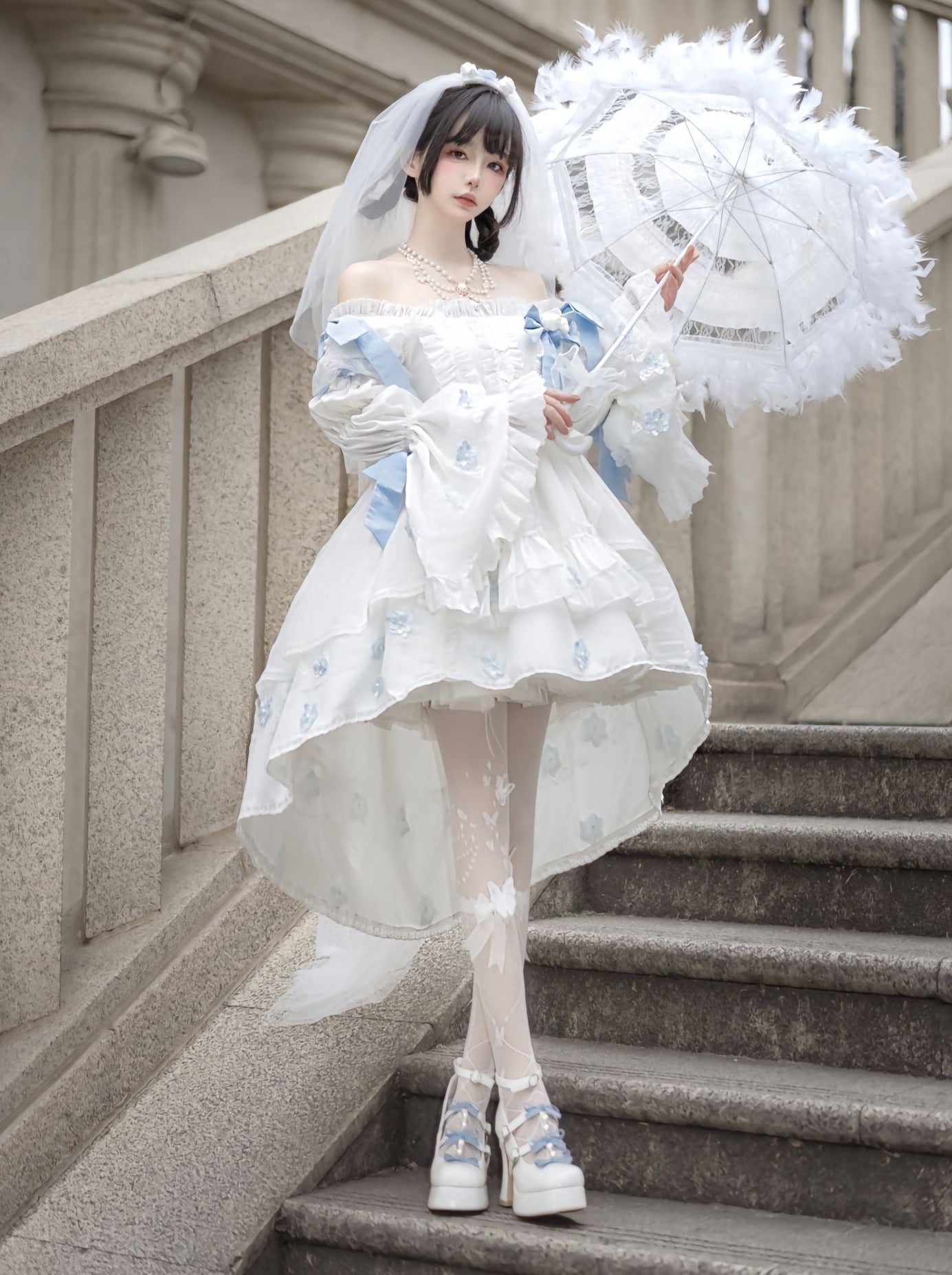 Robe de lolita en jacquard crémeux robe de lolita fée mignonne avec nœud dans une robe de princesse escape pong