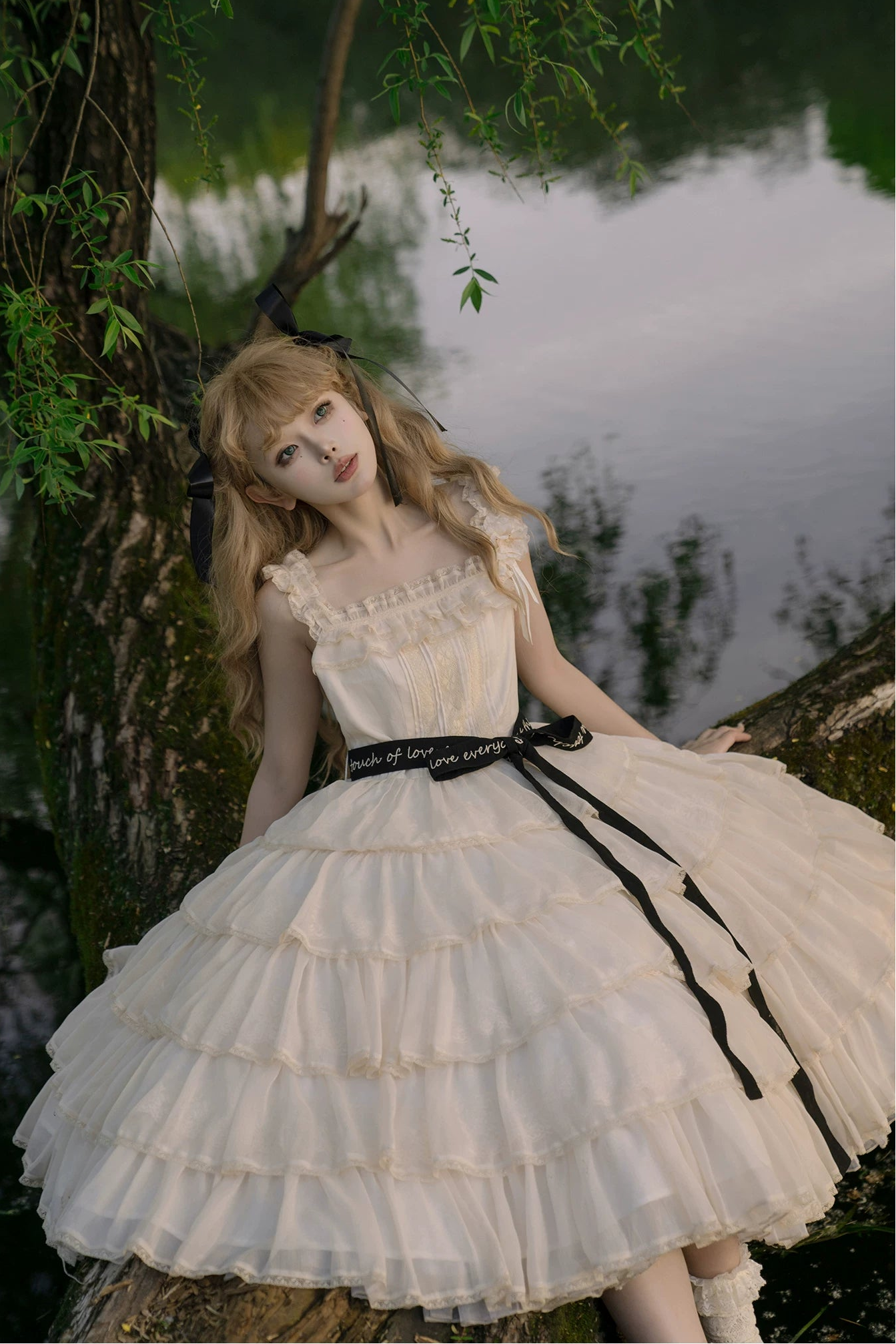 [Pre-order Deadline: July 31] Romantic Sweet Lolita Square-Neck Tiered JKS Ribbon Dress