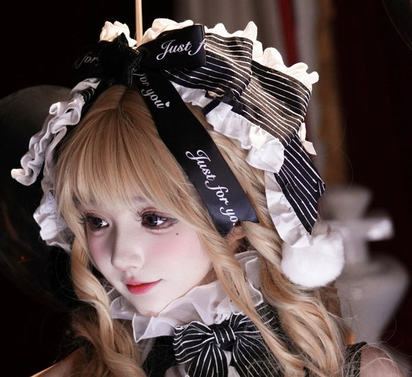 [Deadline for reservations: December 8] Circus Lolita Elegant Retro Gothic Clown Dress Set + Complete Accessories