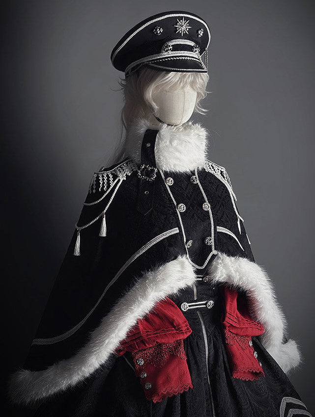 【2月23日予約締切】ドーンブレイカーゴシックミリタリーエポレットファーケープコート