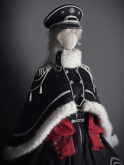 【2月23日予約締切】ドーンブレイカーゴシックミリタリーエポレットファーケープコート