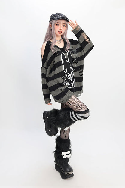 Dark Border Rabbit V-Neck Knit Sweater