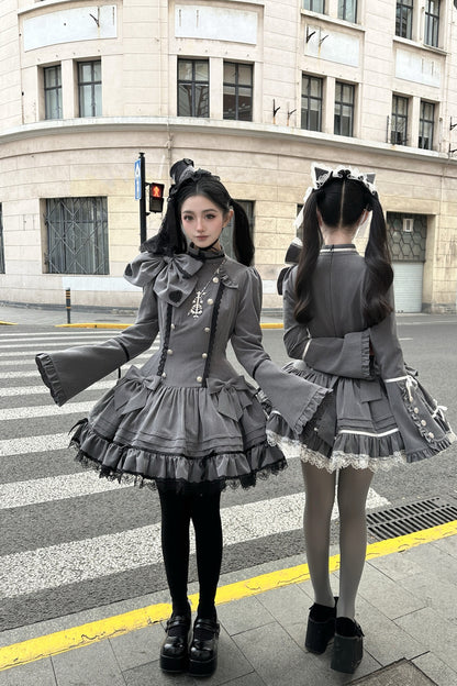 [Pre-order Deadline: April 25] Phantom Cat Sweet Ribbon Gray Stripe Lace Bell Sleeve Lolita Dress