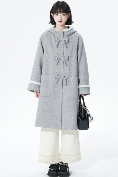 ライトグレイウールンフーデッドコート